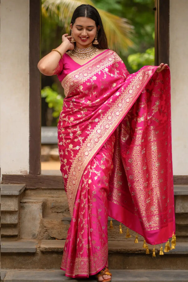 Biye Banarasi Saree